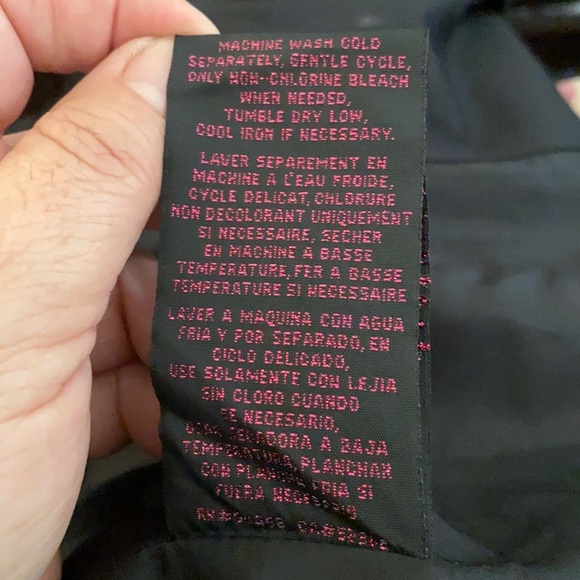 Betsey Johnson coat/rain coat with pockets and great heart buttons - Picture 13 of 13